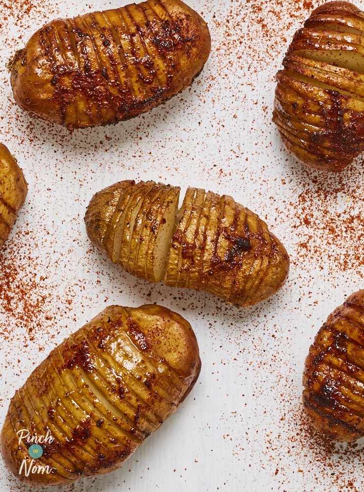Chipotle Hasselback Potatoes - Pinch of Nom Slimming Recipes