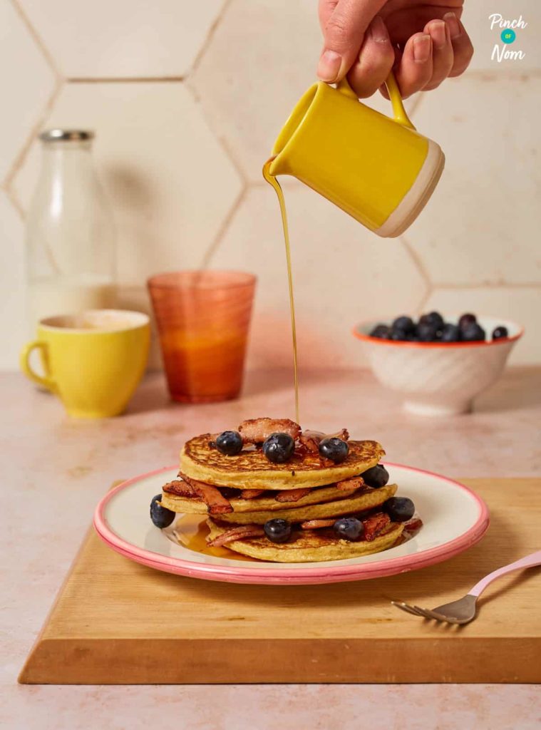Bacon and Maple Blueberry Pancakes - Pinch of Nom Slimming Recipes