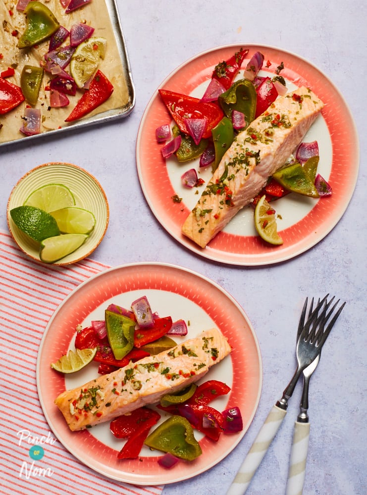 Chilli and Lime Baked Salmon - Pinch of Nom Slimming Recipes