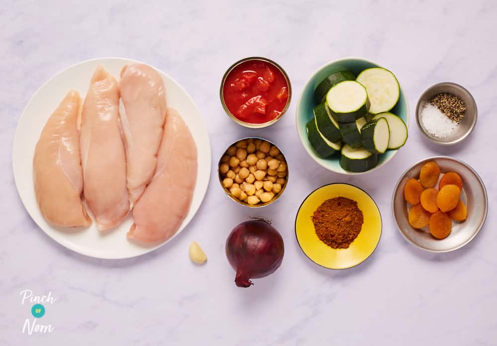 Ras el Hanout Chicken Tray Bake- Pinch of Nom Slimming Recipes