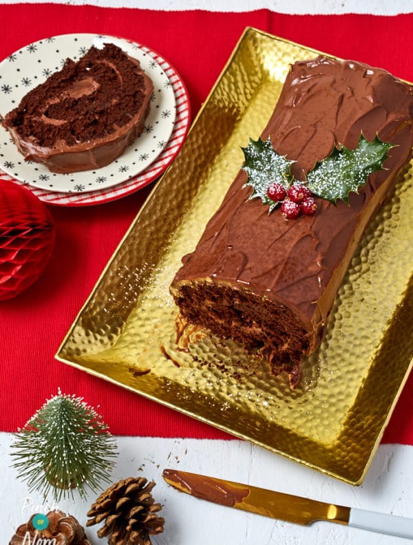 Christmas Chocolate Log - Pinch Of Nom