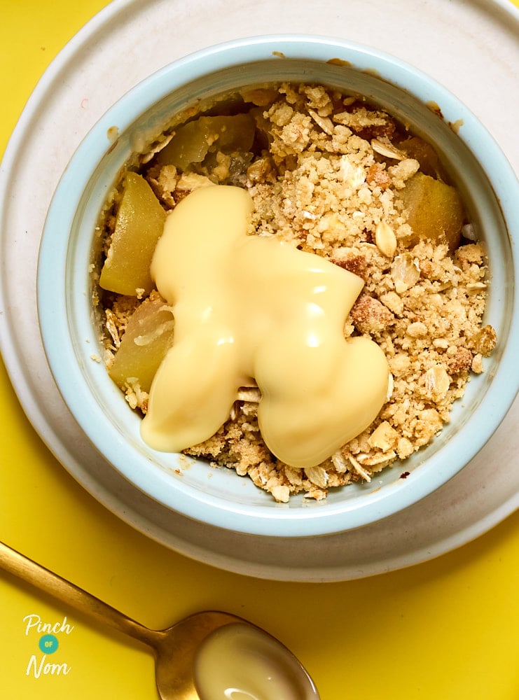Pear and Ginger Crumble - Pinch of Nom Slimming Recipes