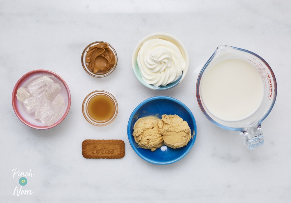 Biscoff Cookie Milkshake - Pinch of Nom Slimming Recipes