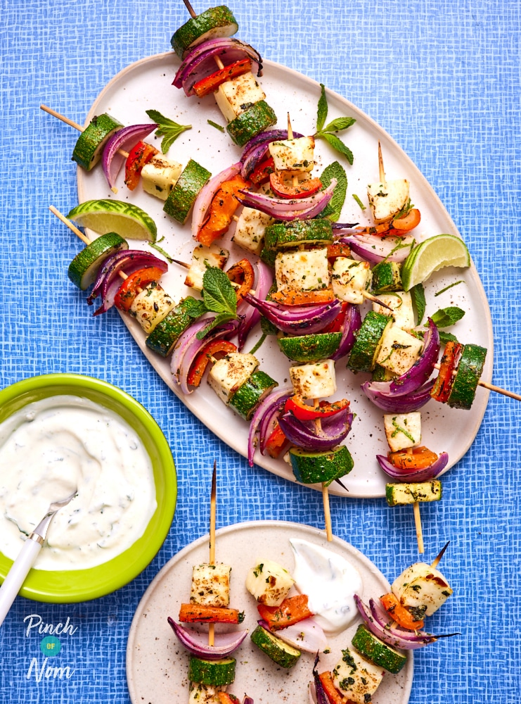 Minty Halloumi and Vegetable Kebabs - Pinch of Nom Slimming Recipes