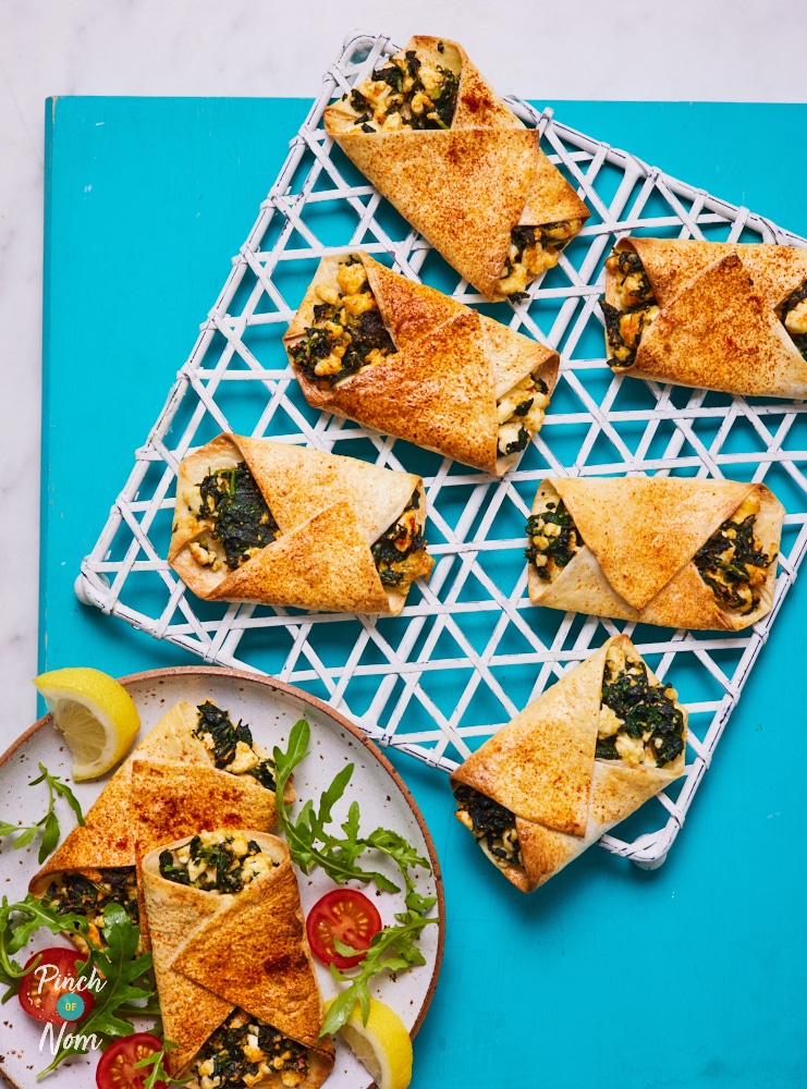 Spinach and Feta Turnovers - Pinch of Nom Slimming Recipes